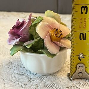 Vintage Englishmade  bone china flower decoration. Coalport